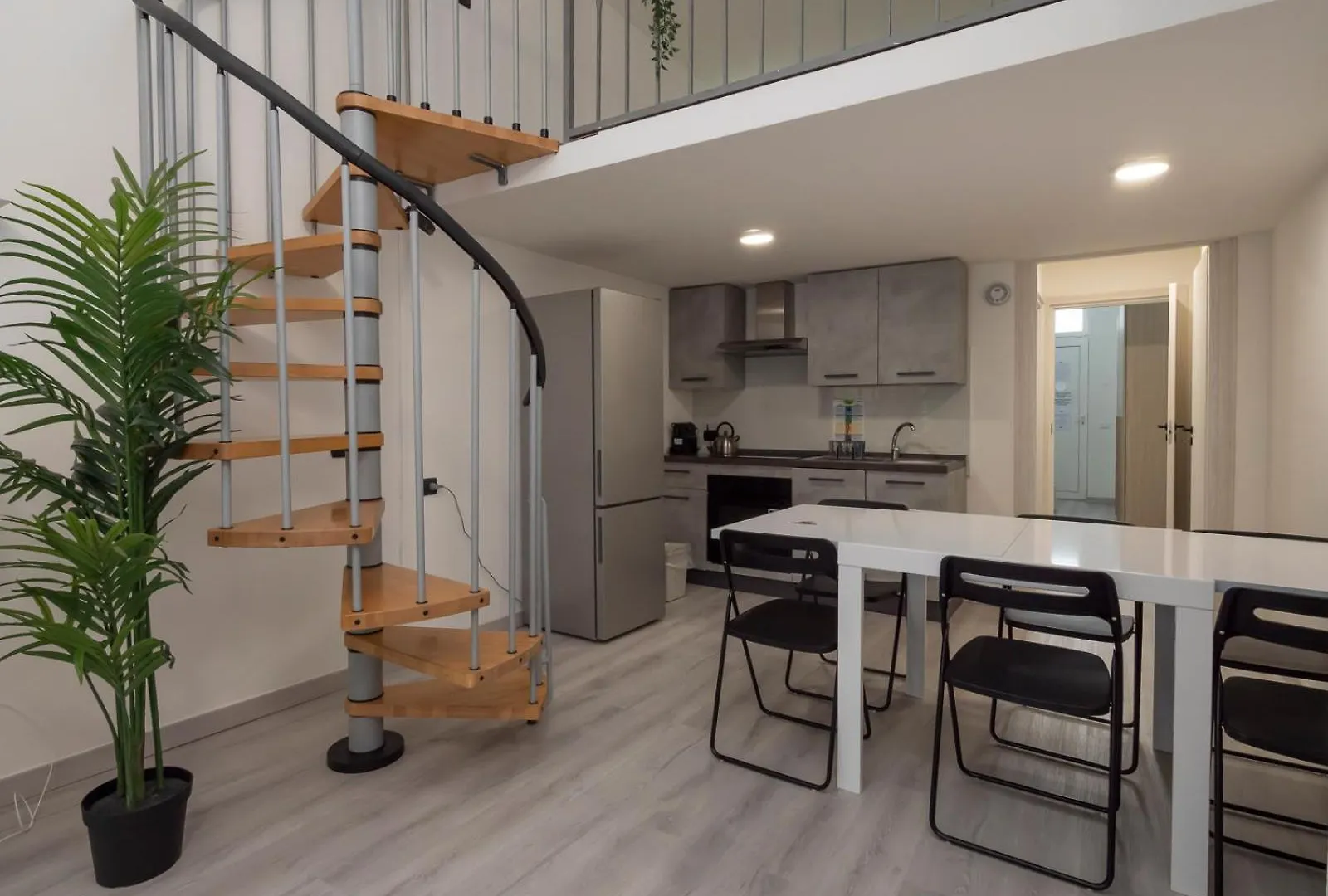I Host Apartment - Breno 1 Milan