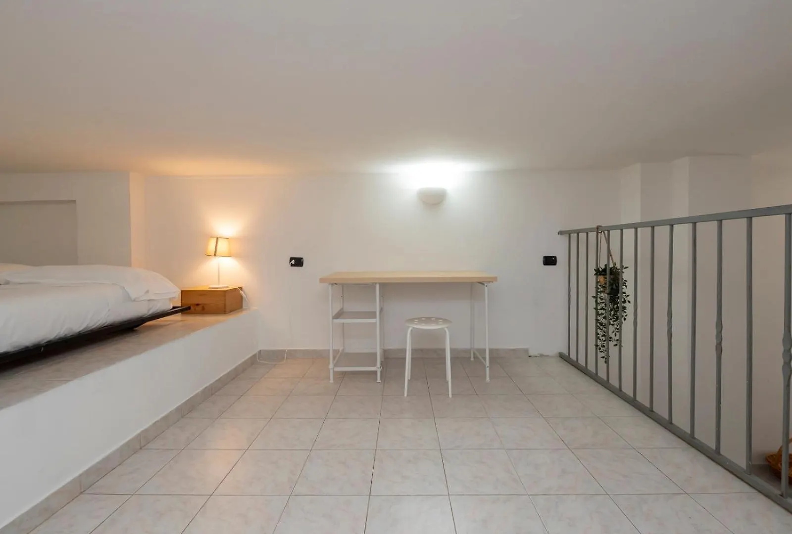 I Host Apartment - Breno 1 Milan